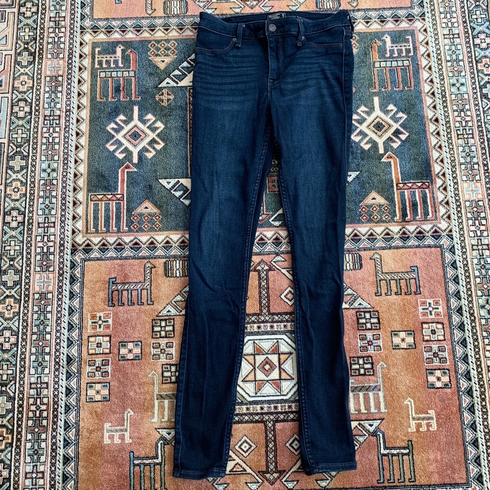 Abercrombie & Fitch Mid Rise Jegging 28 Long